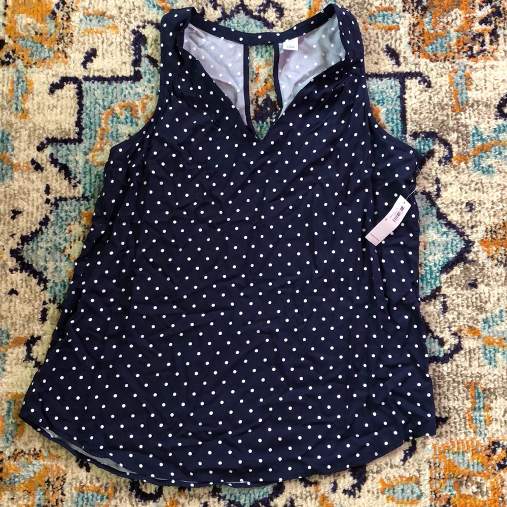 Old Navy top